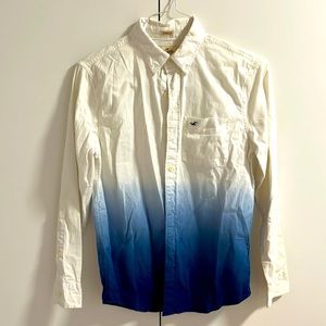 Hollister mens XS button down long sleeve shirt . Gradient white to blue